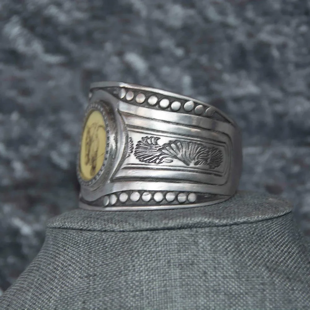 Hand Crafted Pewter Cuff Bracelet - Scribed Horse Heads Focal - Picture 3 of 7